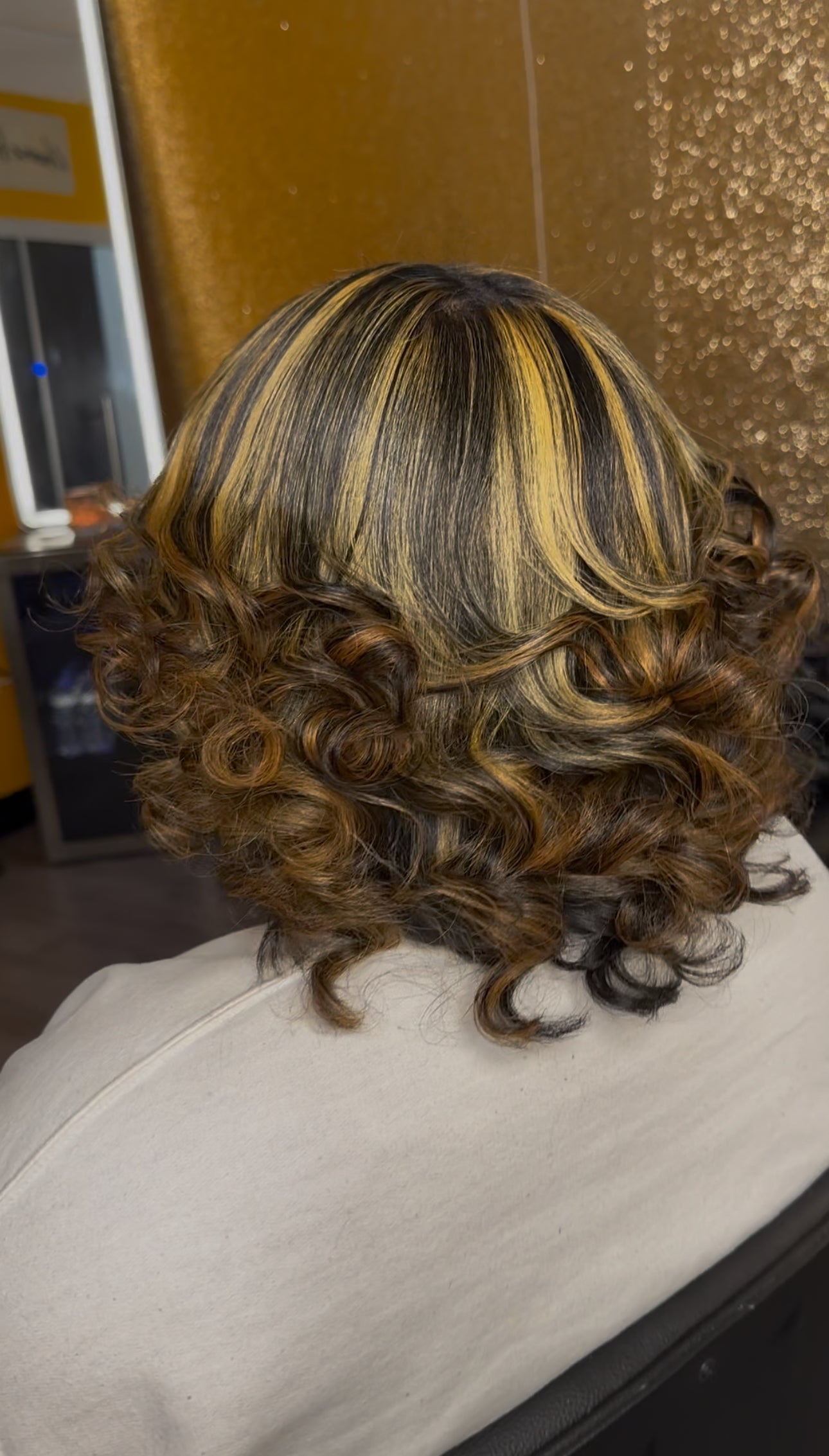 Shampoo & style/ Trim
