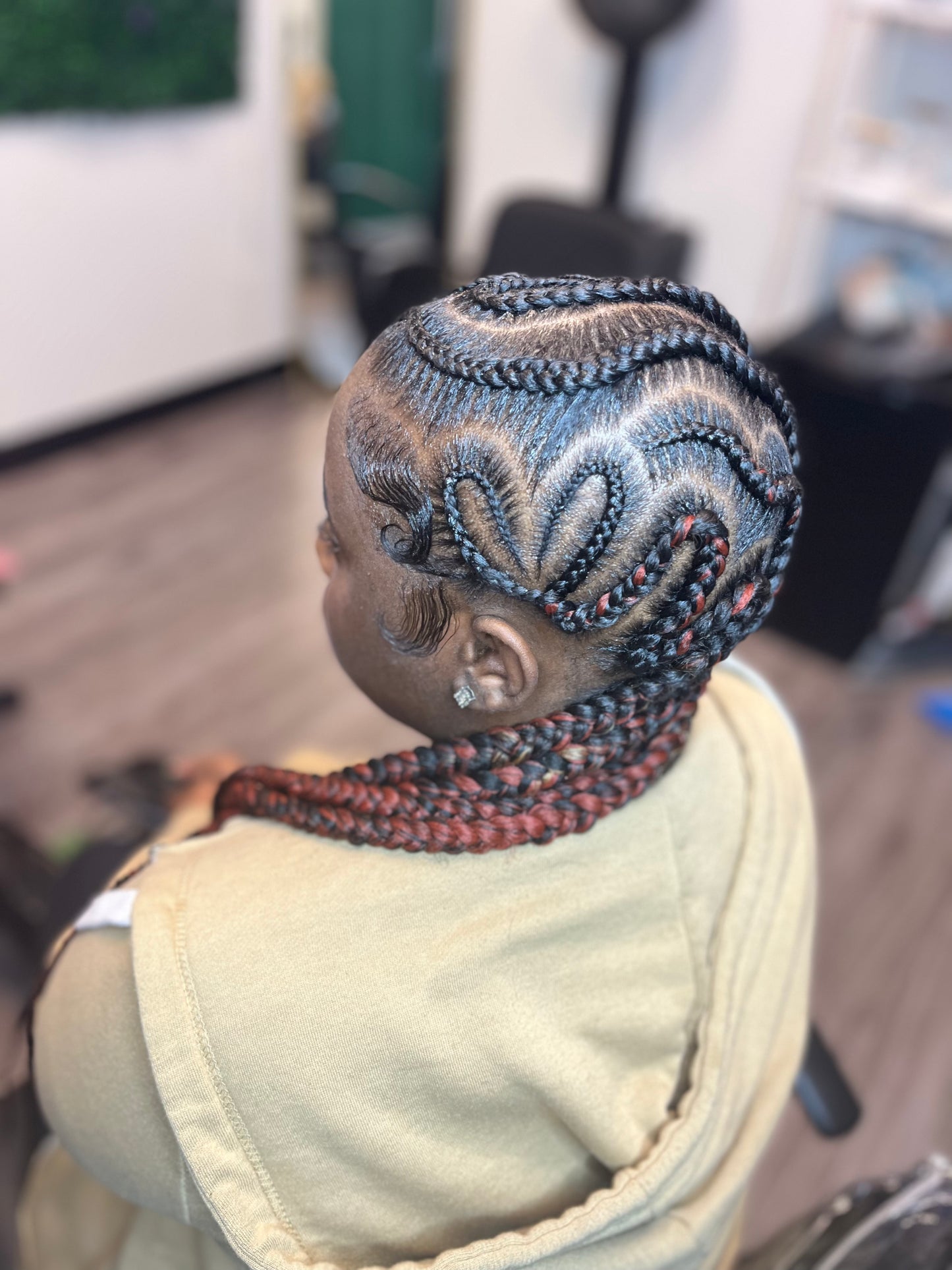 6-7 Feed-In Braids w/ Freestyle